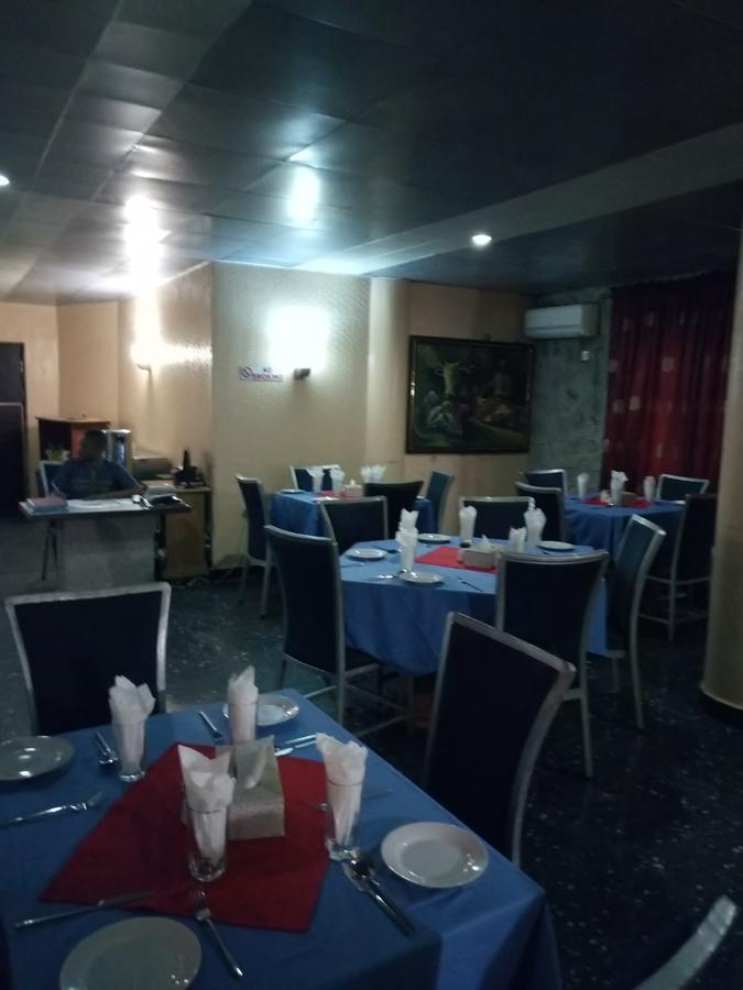 קדונה Crocodile Hotels And Restaurant Limited מראה חיצוני תמונה